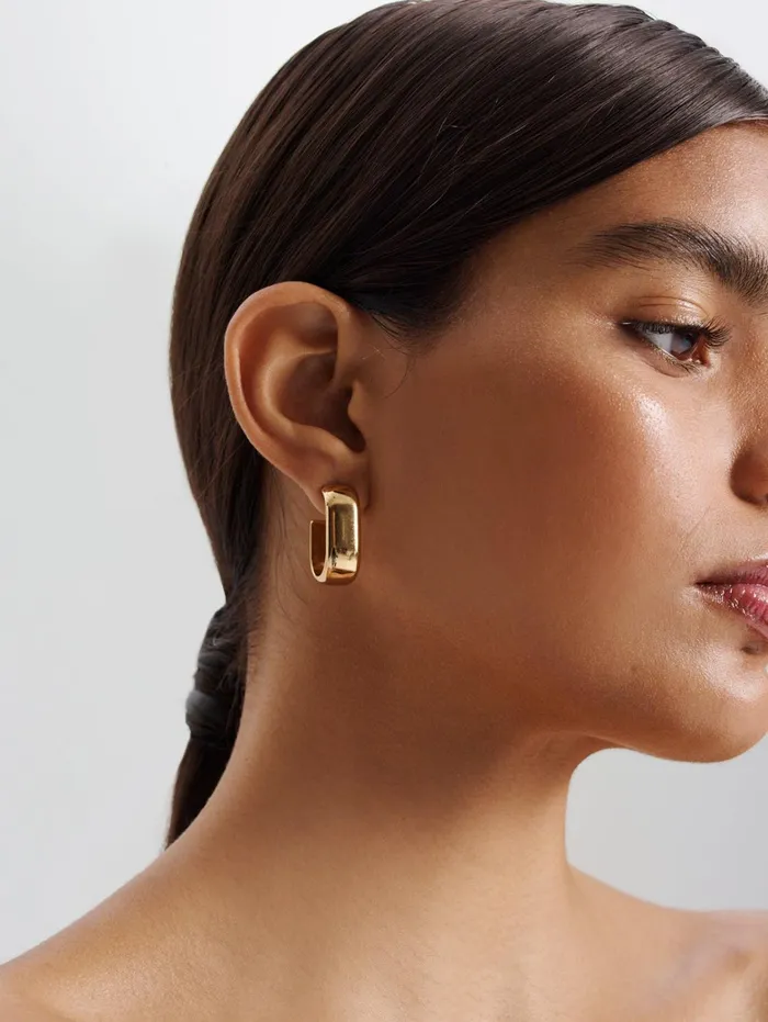 Women Scanlan Theodore Jewelry ROLO HOOP EARRINGS Gold