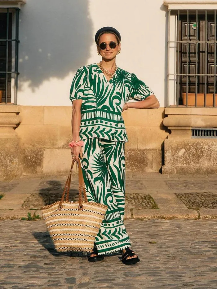 Women SHIRTS and BLOUSES White Stuff Elisa Eco Vero Top Green Print Women SHIRTS and BLOUSES White Stuff Elisa Eco Vero Top Green Print