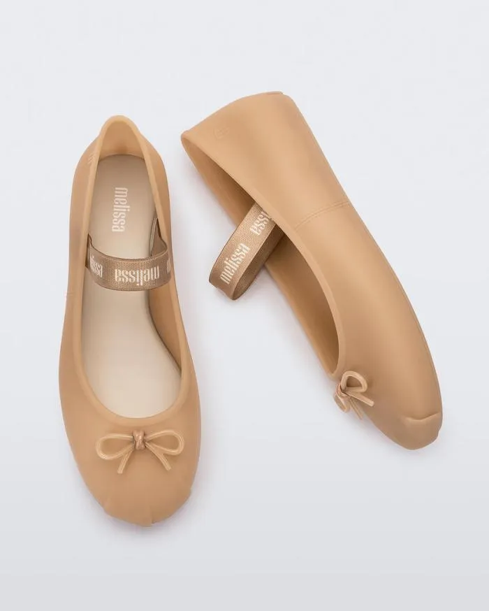 Women Sophie Beige Melissa Flats