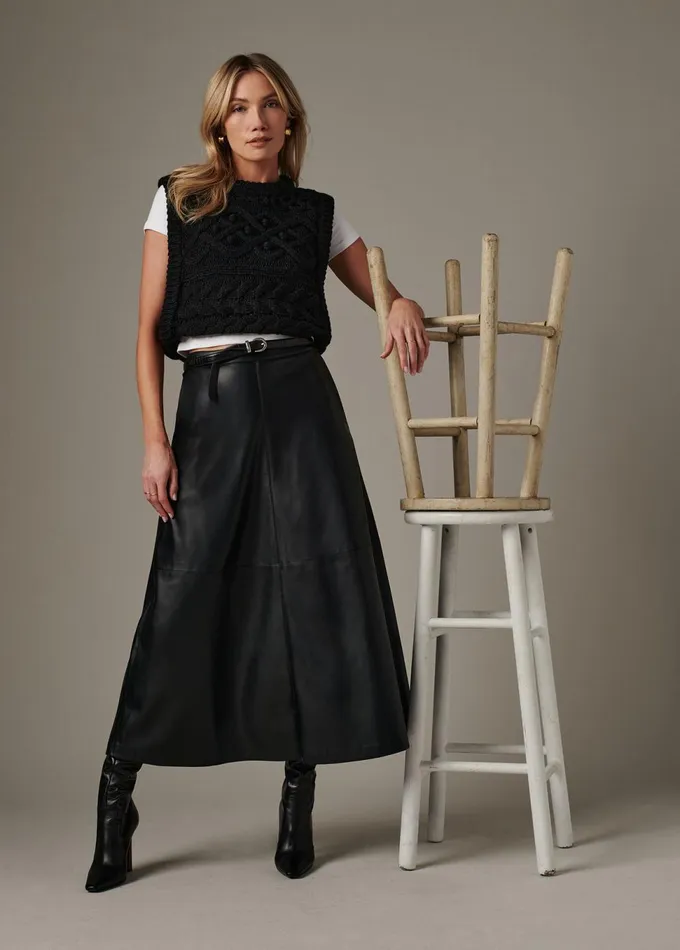 Women Sweaters Joe039s Jeans THE CLARA SWEATER VEST Black