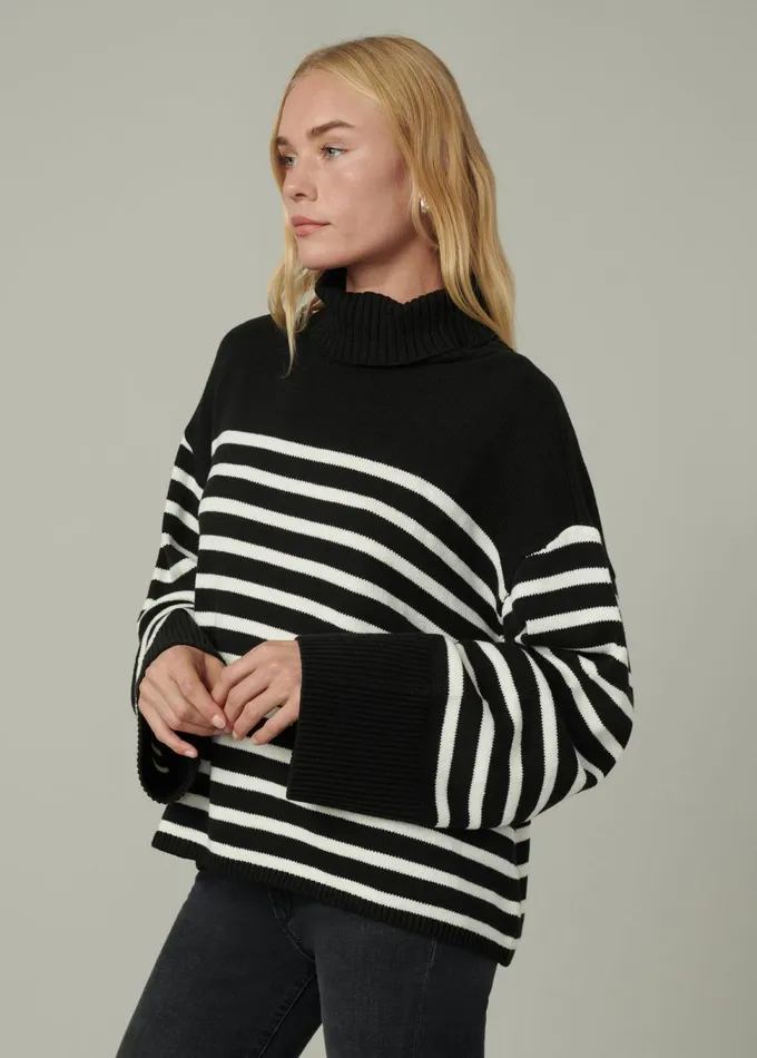 Women Sweaters Joe039s Jeans THE PENELOPE STRIPE SWEATER Black White Stripe