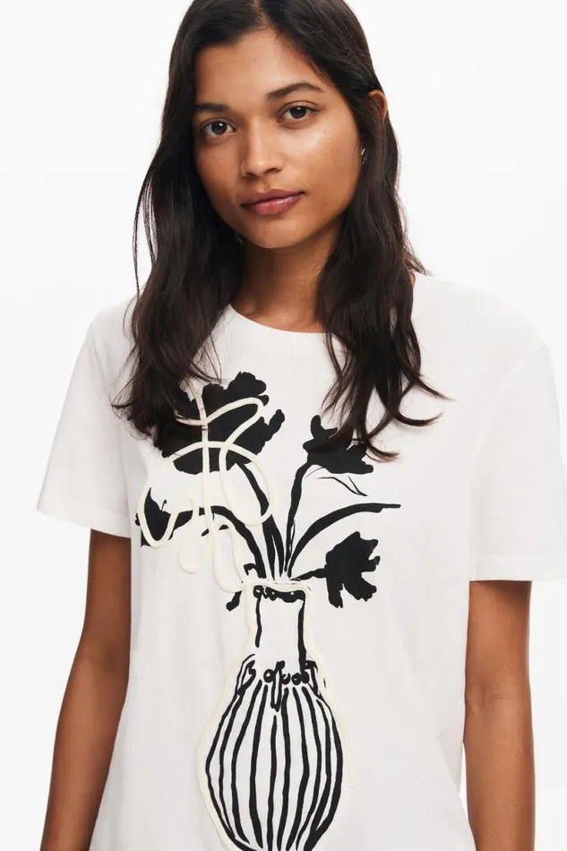 Women Tshirts Desigual Plain Vase Tshirt Women Tshirts Desigual Plain Vase Tshirt