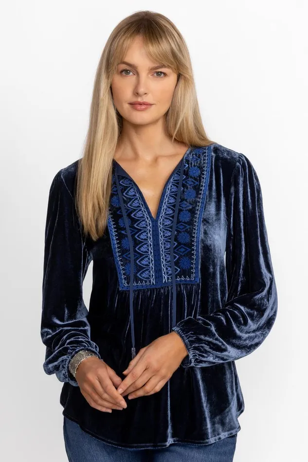 Women Tops Johnny Was CURVED HEM PRAIRIE BLOUSE Marine Blue Women Tops Johnny Was CURVED HEM PRAIRIE BLOUSE Marine Blue