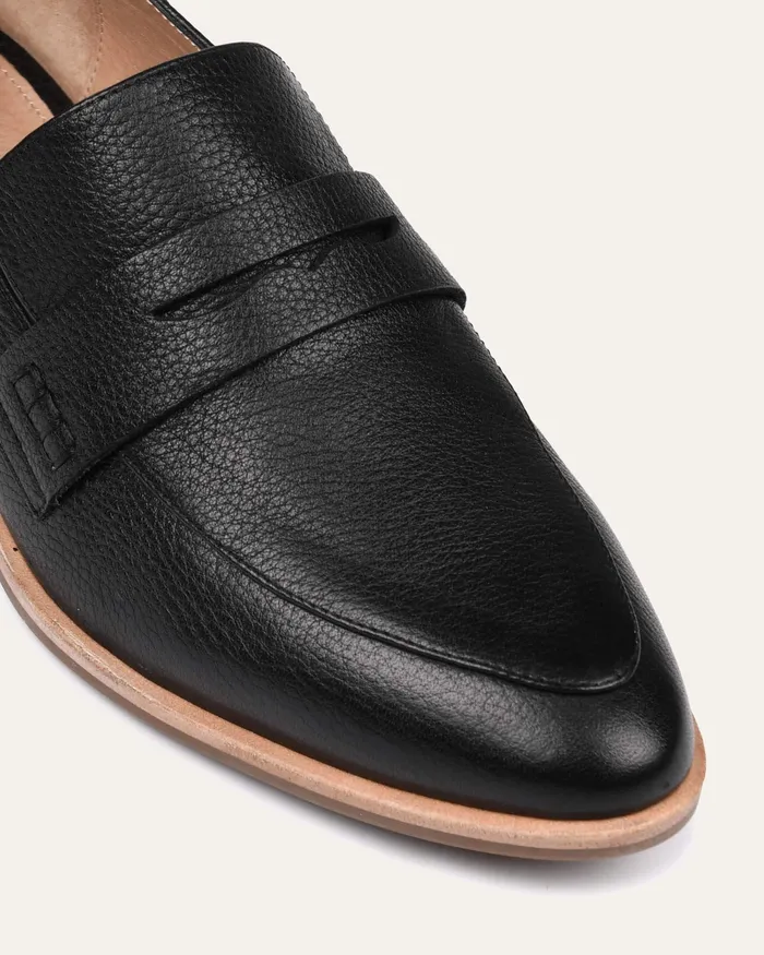 Women Xenos loafers black leather LACE UP and LOAFERS jomercer
